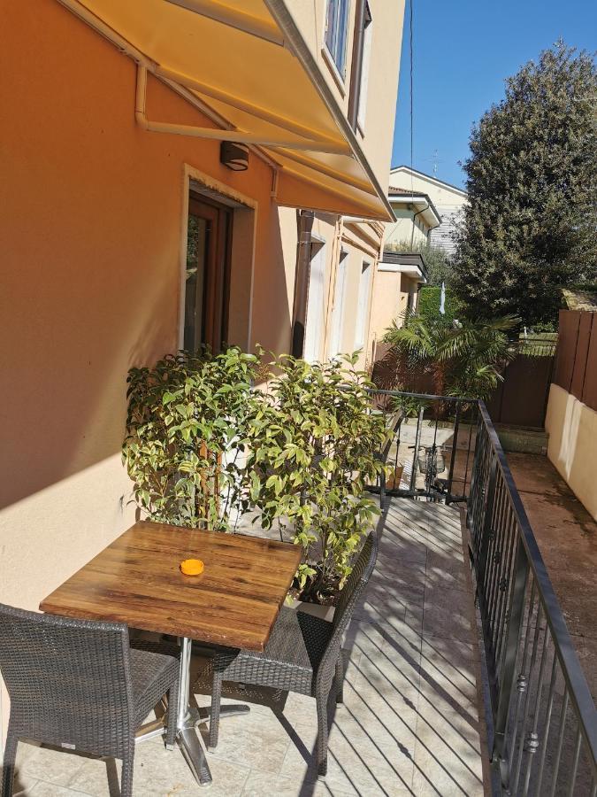 Caba Holiday Bardolino Gritti Екстериор снимка